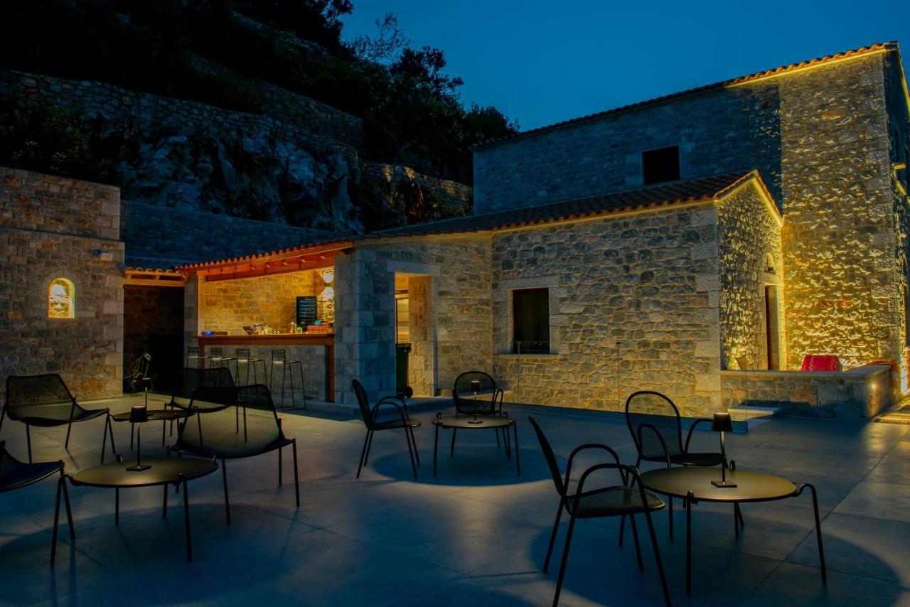 Manifest Boutique Hotel Oitylo Zewnętrze zdjęcie