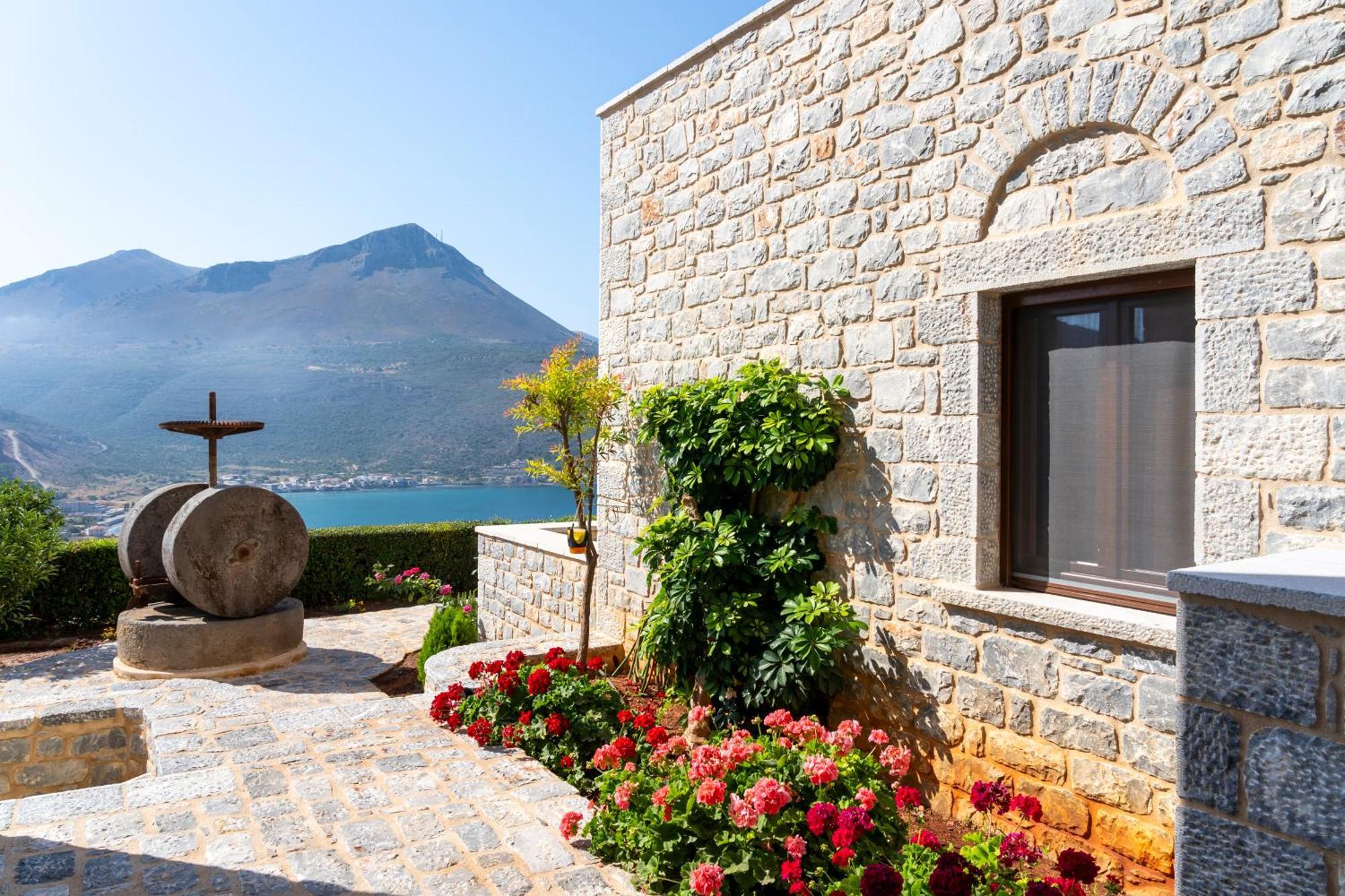 Manifest Boutique Hotel Oitylo Zewnętrze zdjęcie