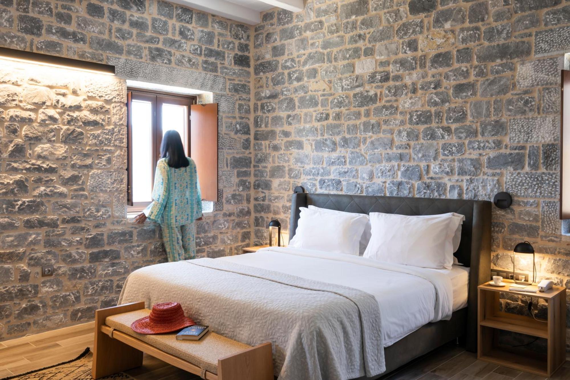 Manifest Boutique Hotel Oitylo Zewnętrze zdjęcie