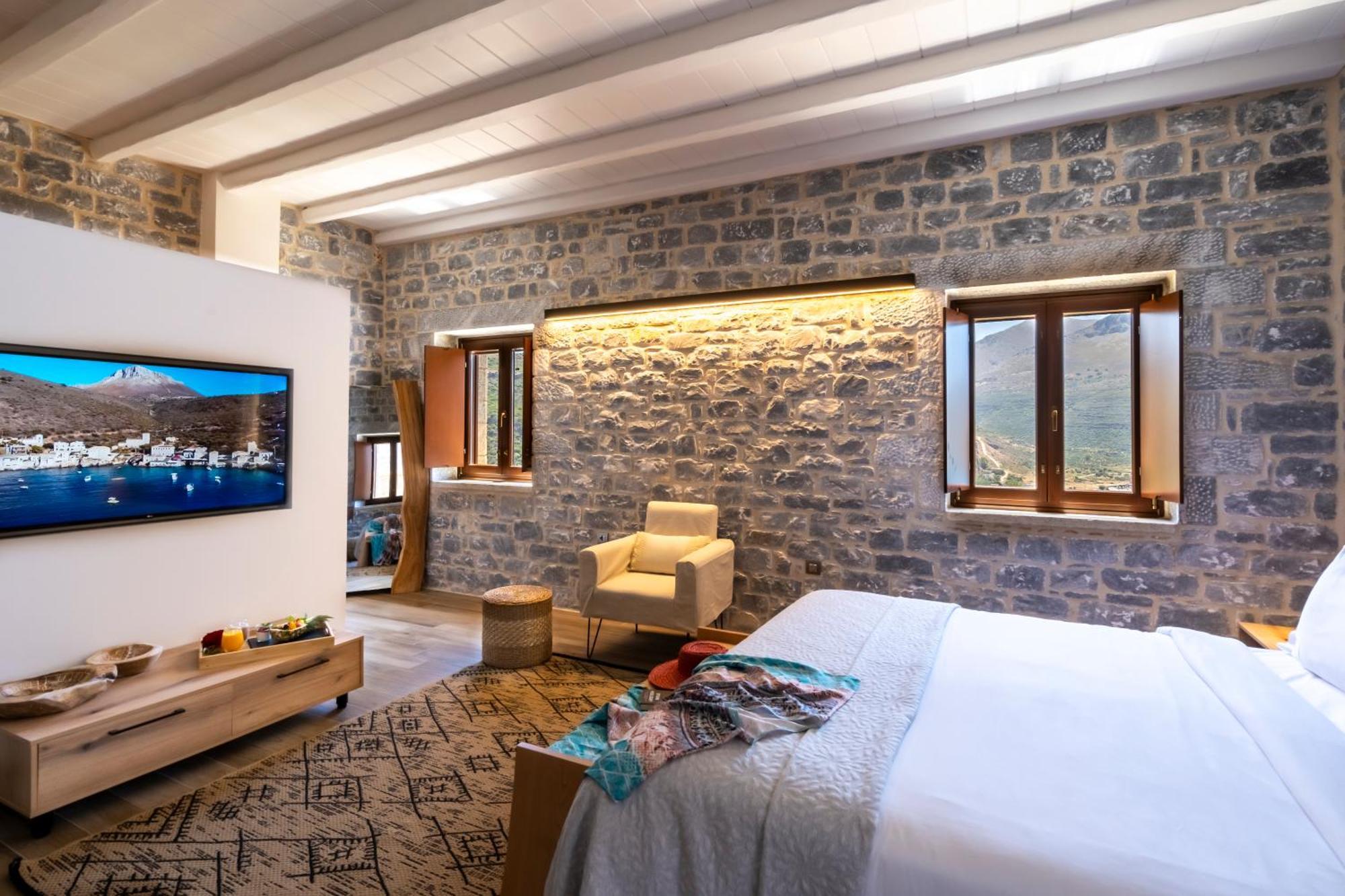 Manifest Boutique Hotel Oitylo Zewnętrze zdjęcie
